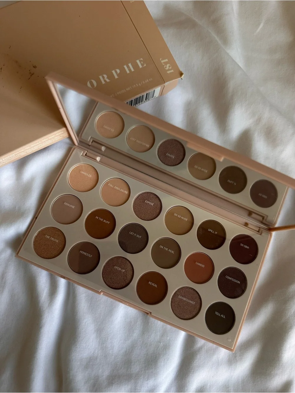 Morphe Truth Or Bare 18T Palette — Nude Blush Tones